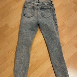 Pacsun size 25 ripped jeans